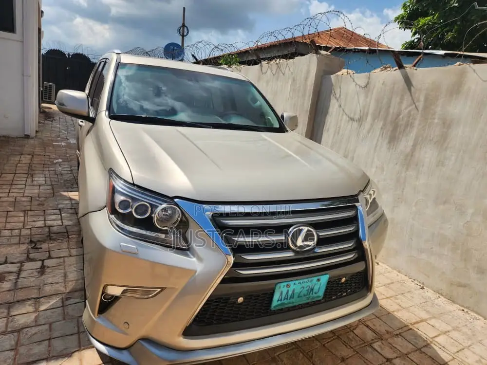 Lexus GX 460 2012 Gold