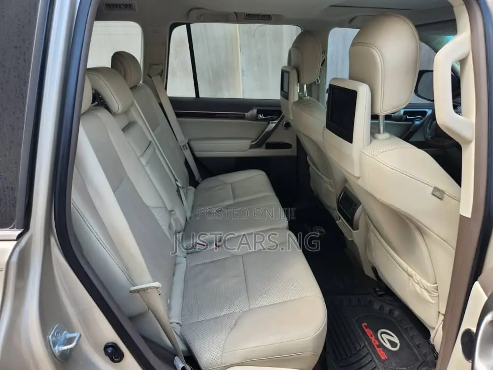 Lexus GX 460 2012 Gold