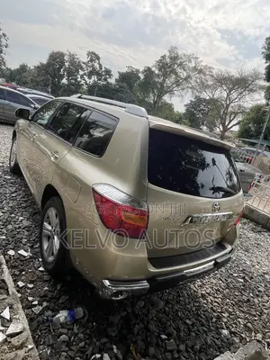 Toyota Highlander 2008 Gold