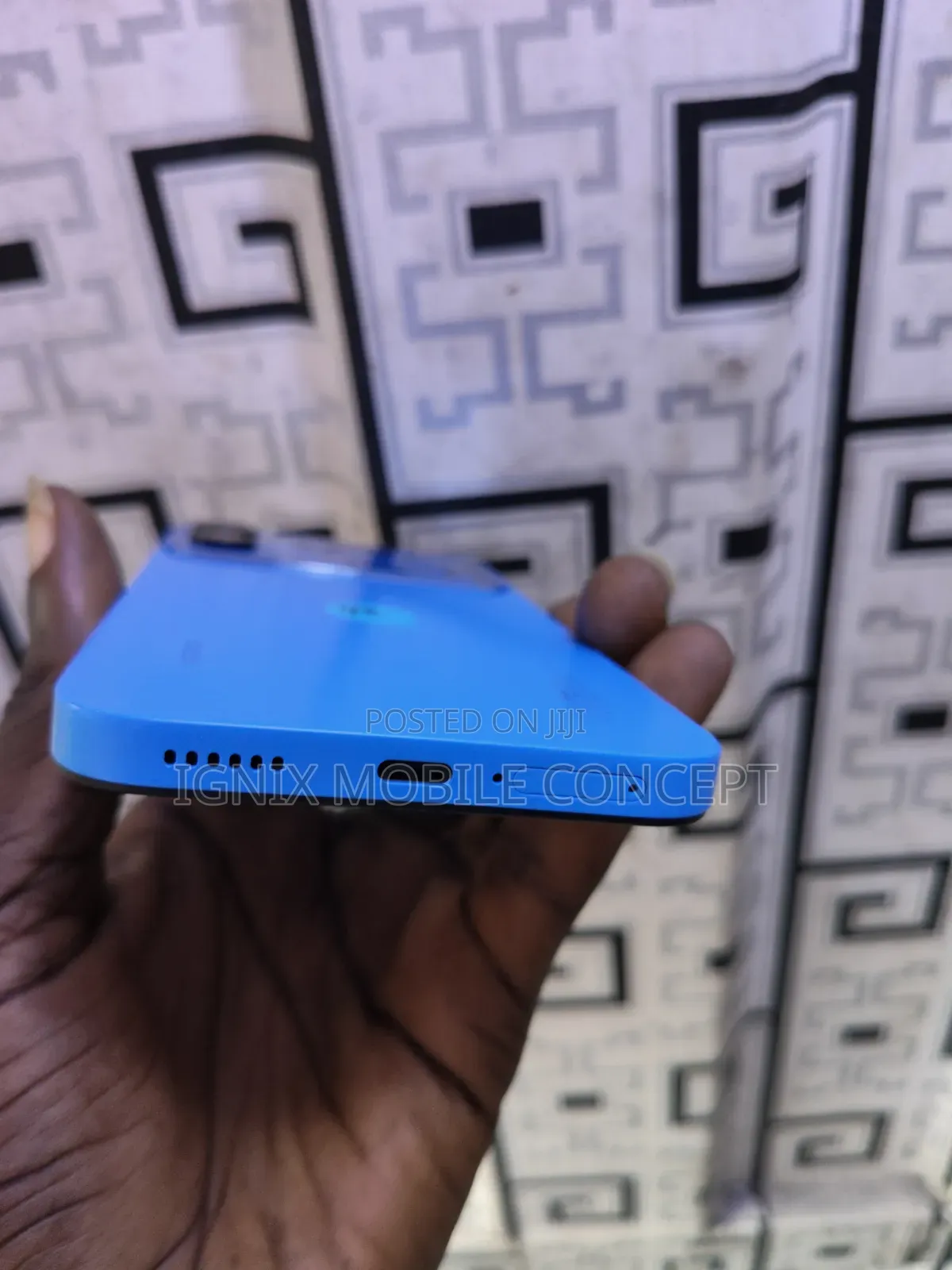 Nothing Phone 4b 128 GB Blue
