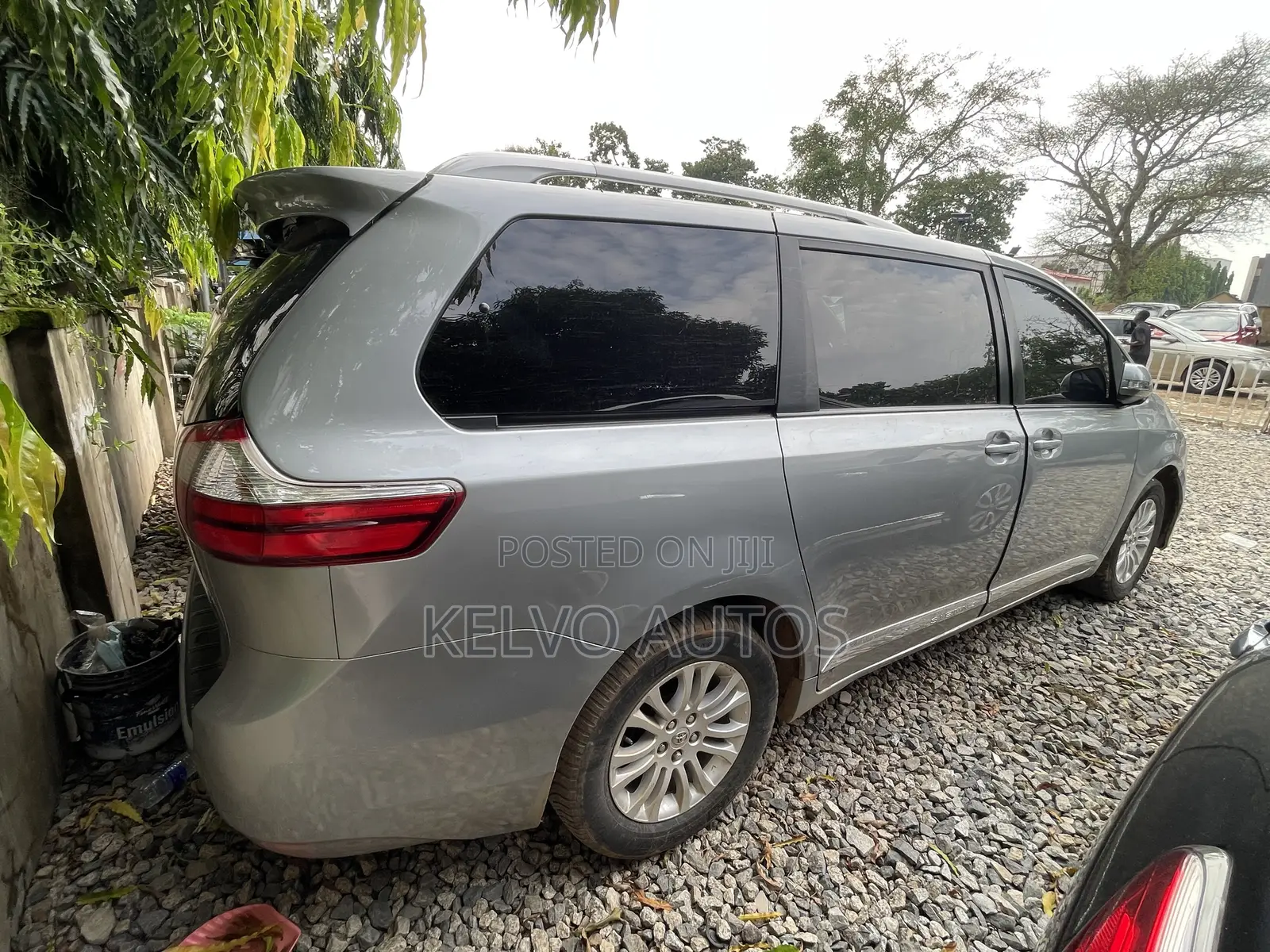 Toyota Sienna 2016 Silver