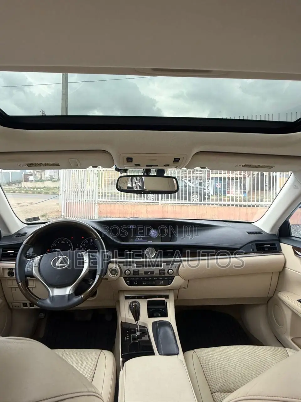 Lexus ES 2013 White