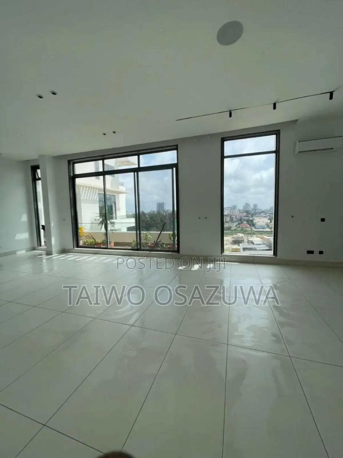 3bdrm Apartment in Banana Island for rent