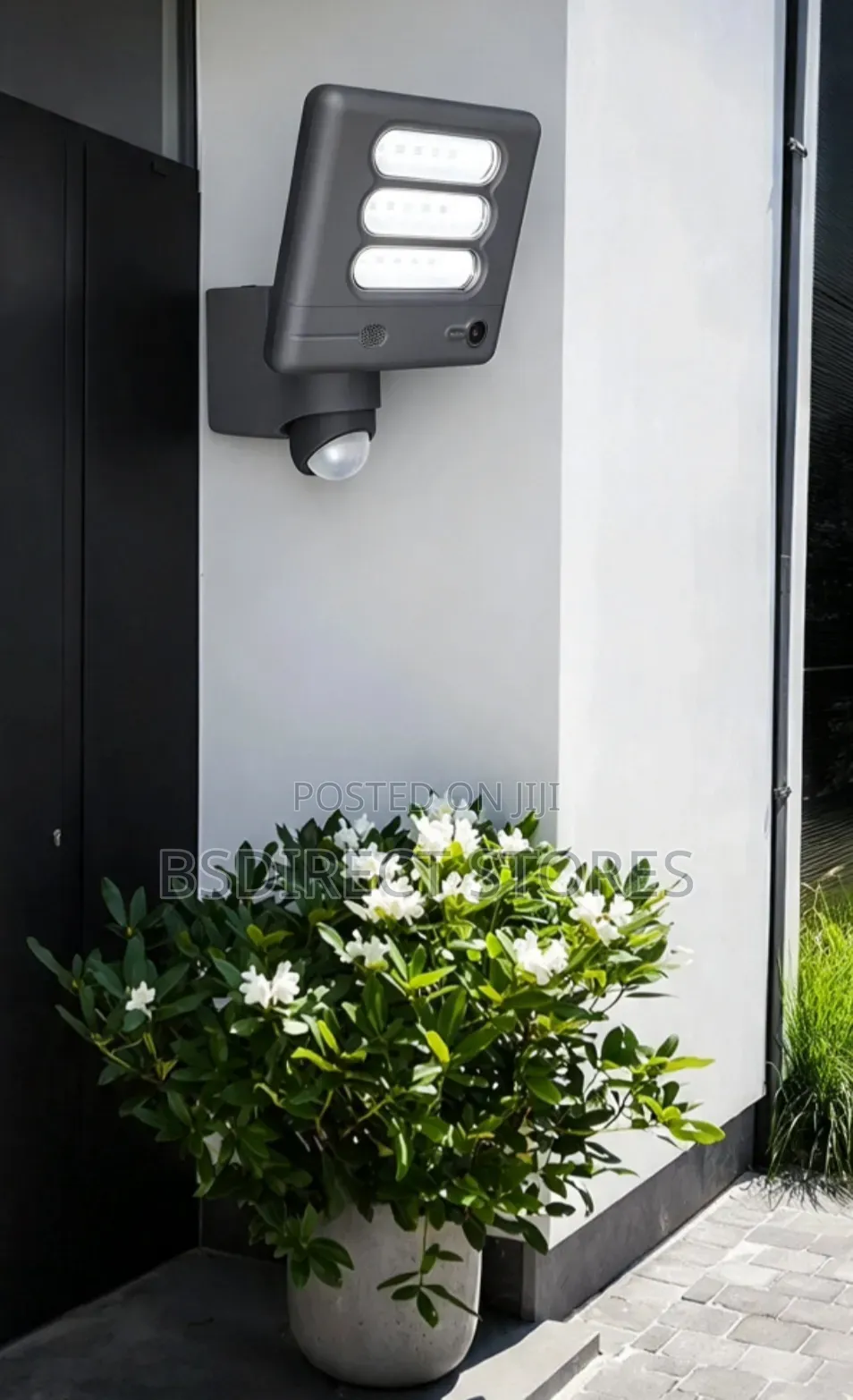 Lutec ESA 25W LED IP54 Floodlight With Wi-Fi HD Audio Camera