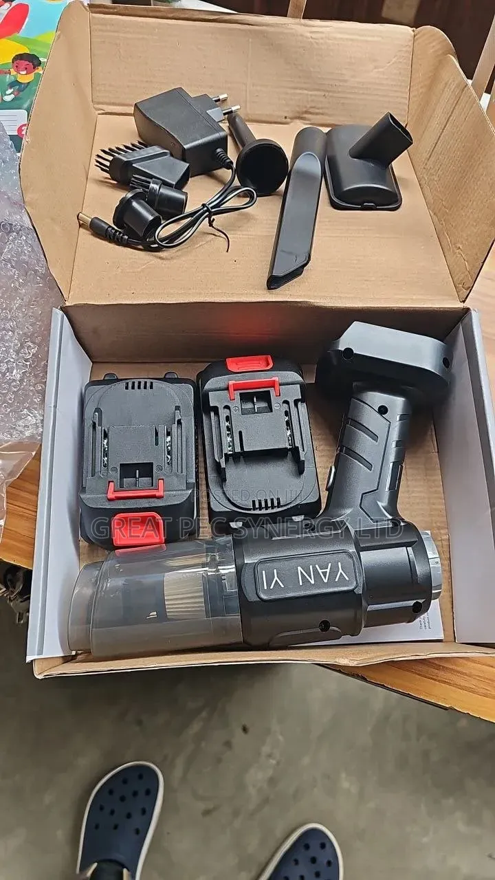Rechargeable Vacuum Cleaner - 2 Batteries