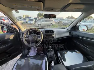 Mitsubishi Outlander 2010 Gray