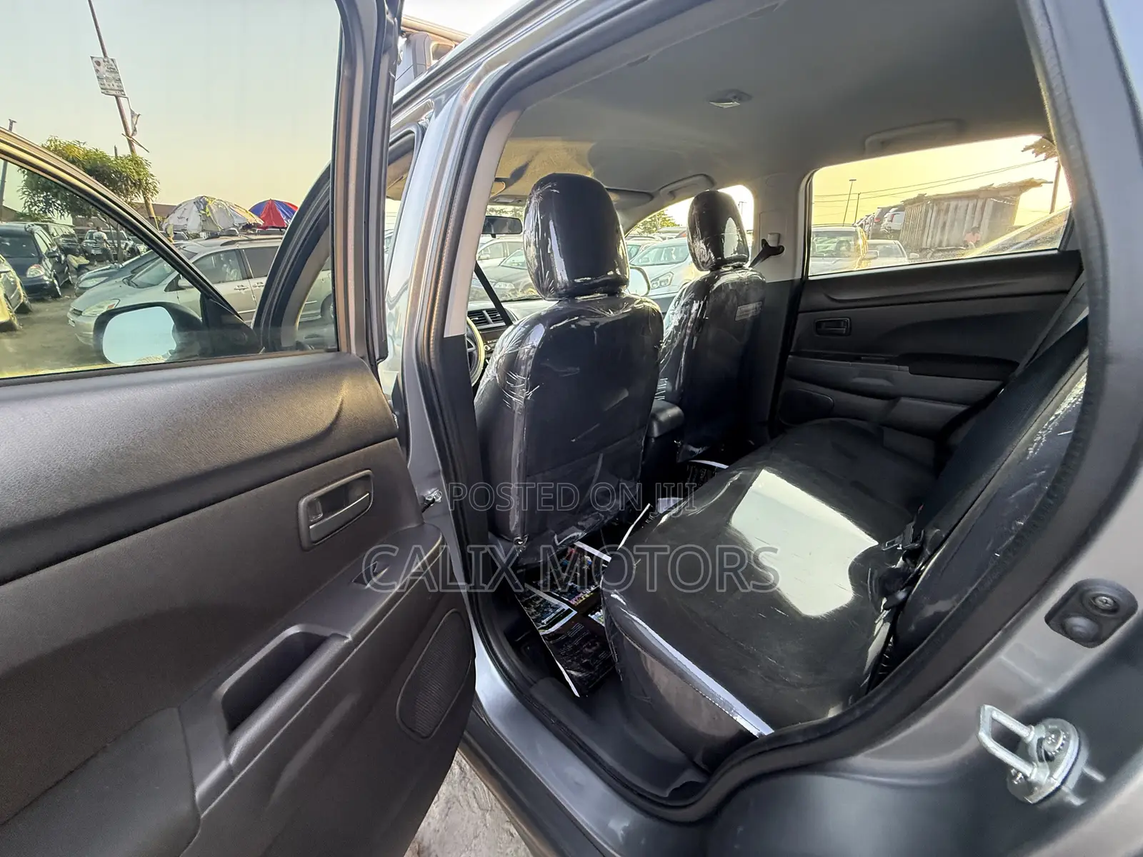 Mitsubishi Outlander 2010 Gray
