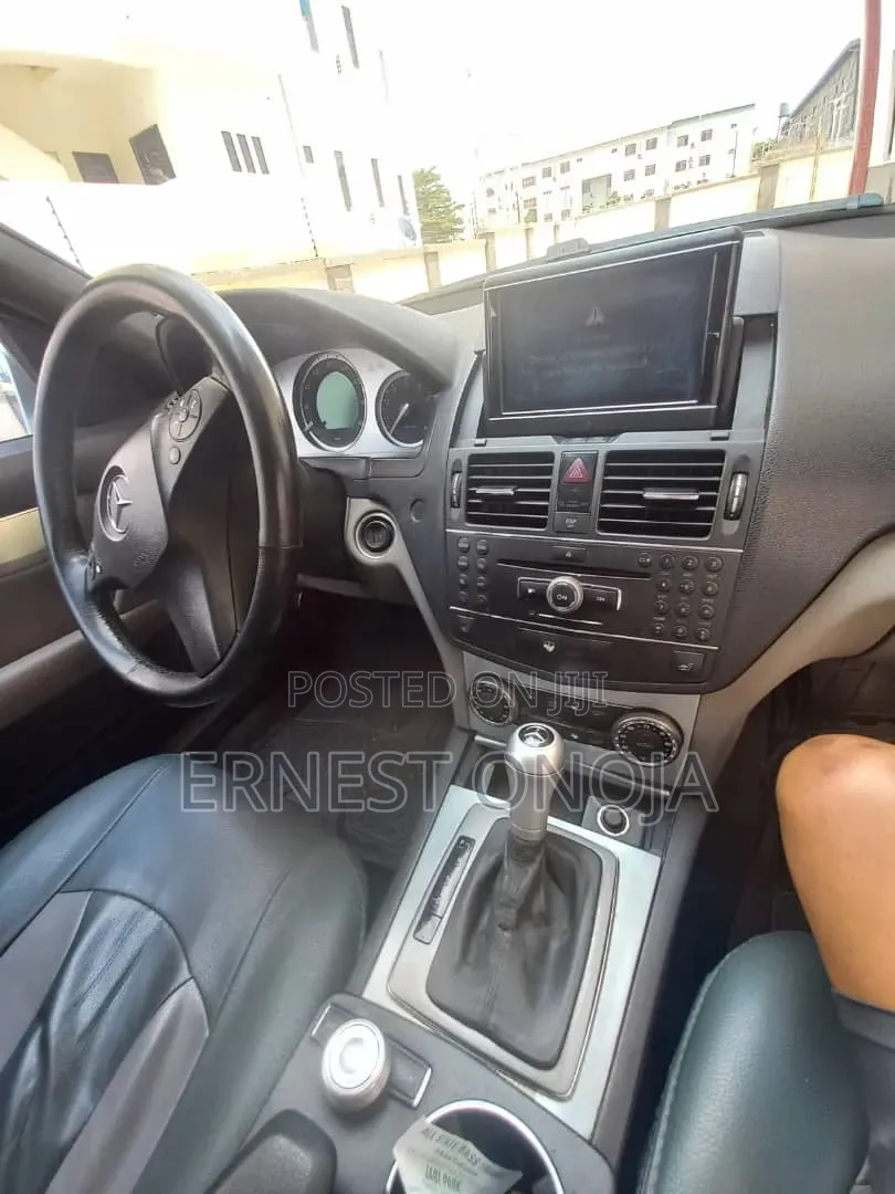 Mercedes-Benz C300 2009 Silver