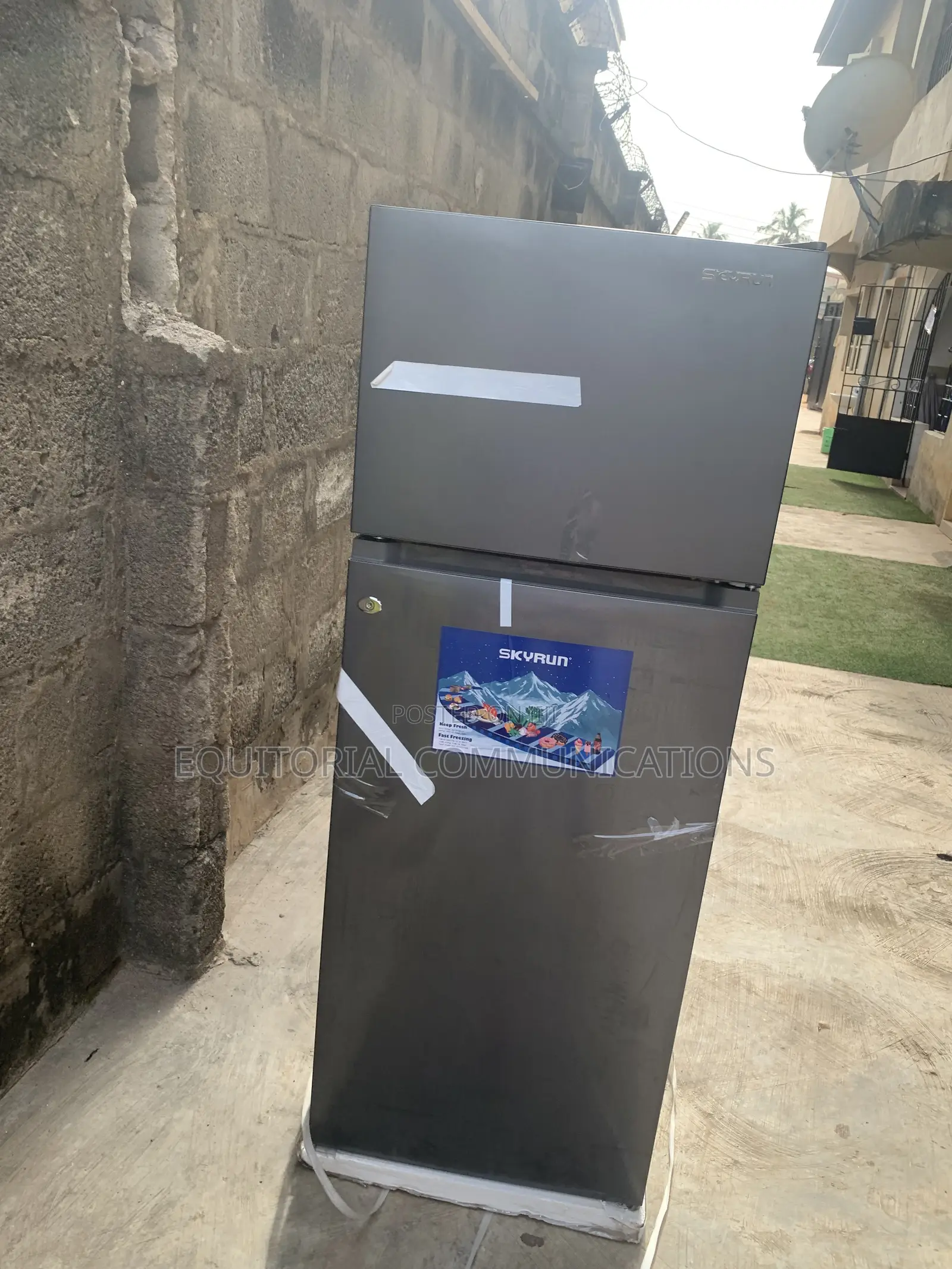 Skyrun BCD-200k Refrigerator - 200l