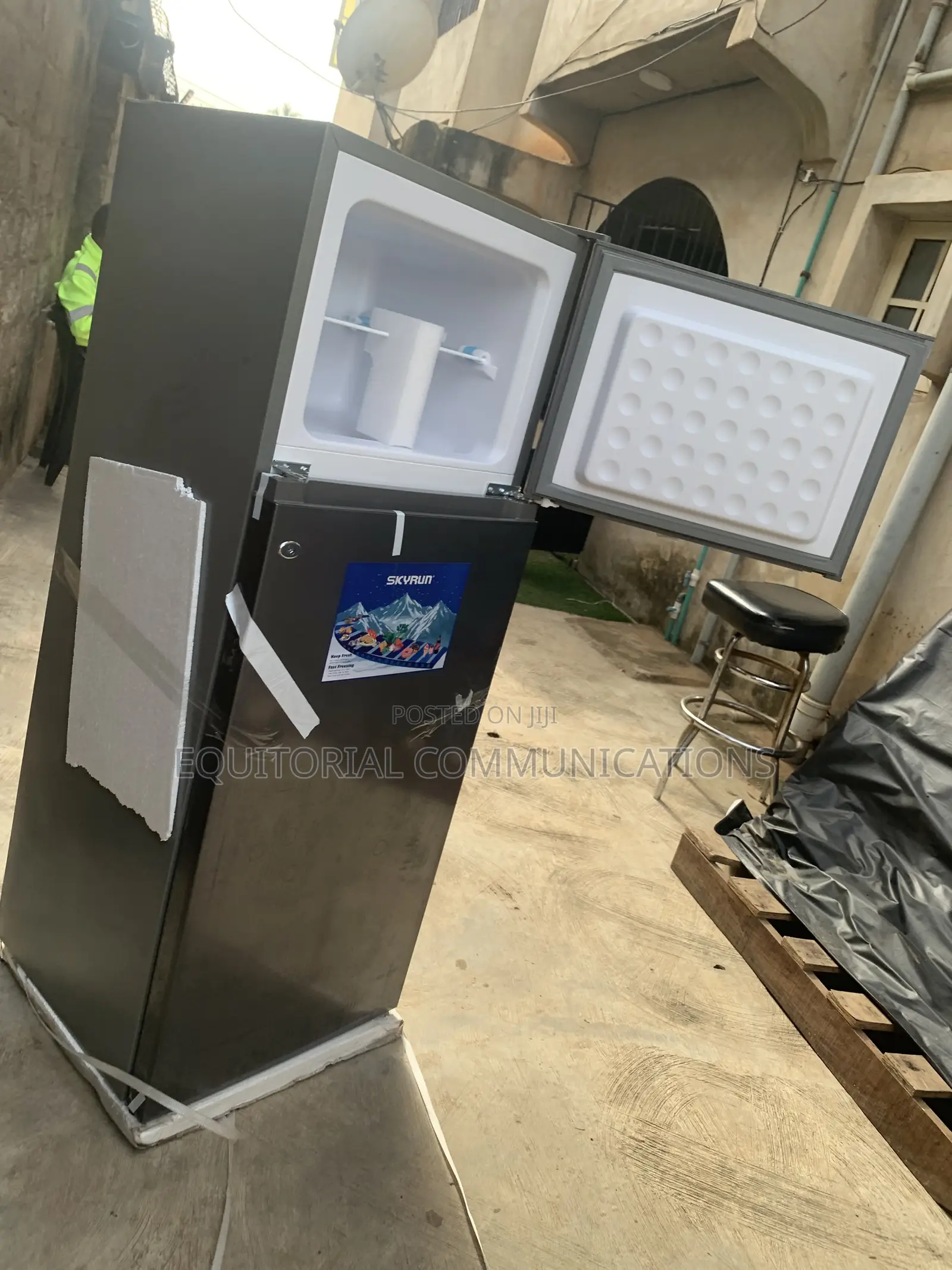 SKYRUN 200L Refrigerator With Separate Freezer - BCD- 200K