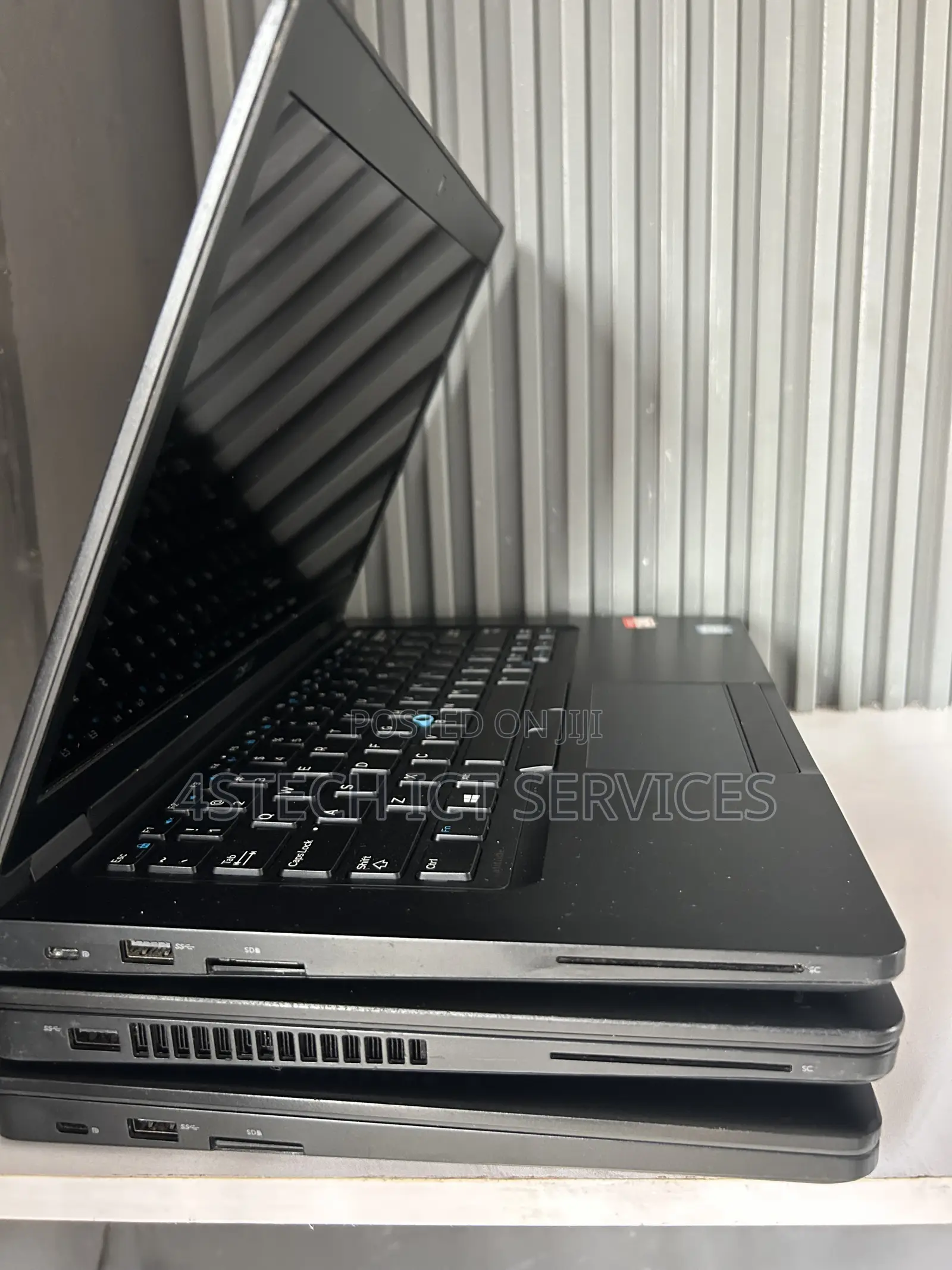 Laptop Dell Inspiron 14 5490 8GB Intel Core i5 SSD 256GB