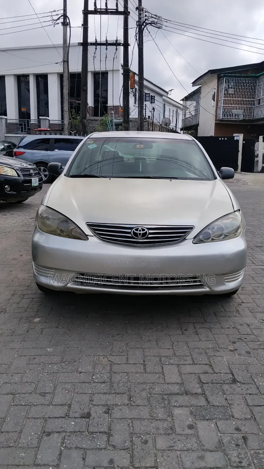 Toyota Camry LE 4dr Sedan (2.4L 4cyl 5A) 2005 Silver