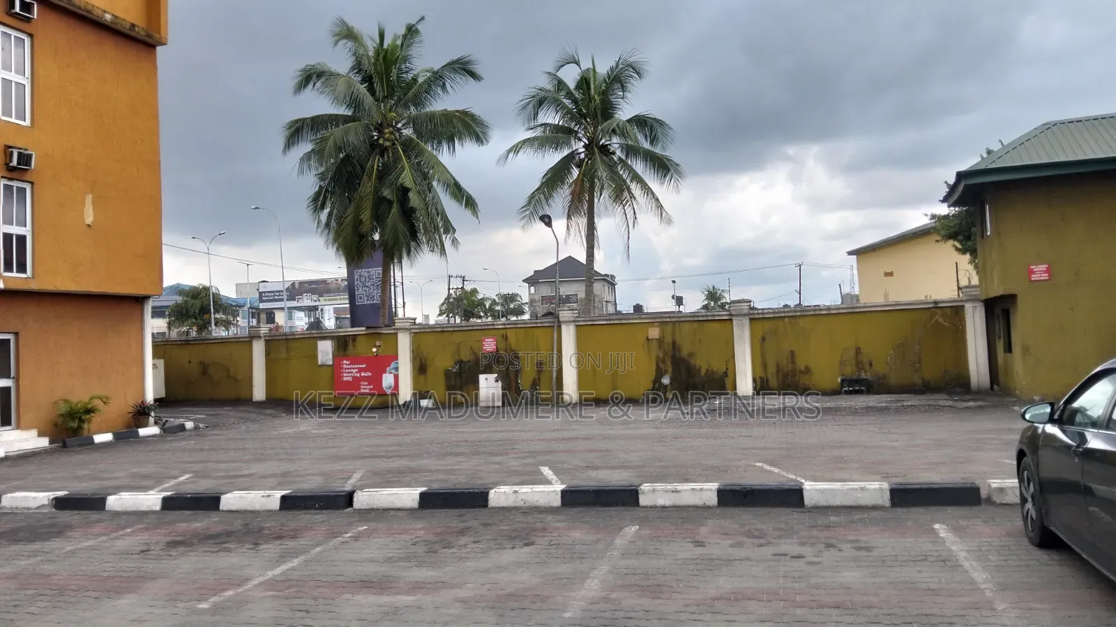 To Let / Lease : 72 Room Hotel in Port Harcourt