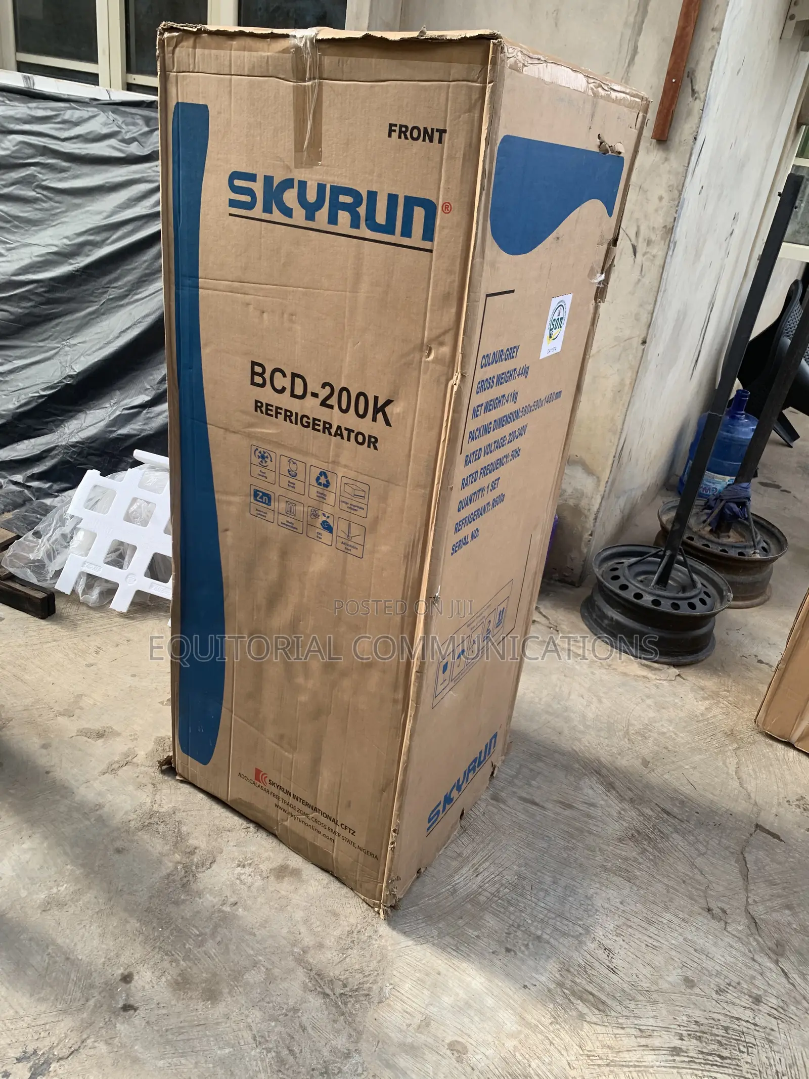 SKYRUN 200L Refrigerator for Daily Food Storage