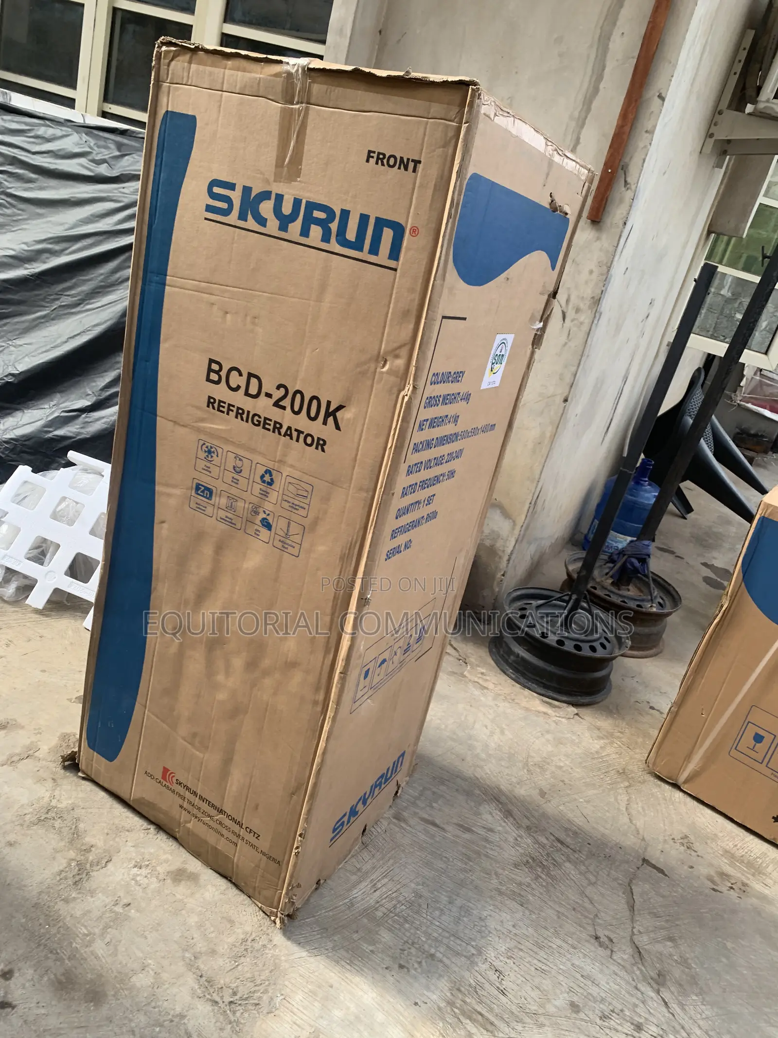 SKYRUN Stylish 200L Double Door Fridge