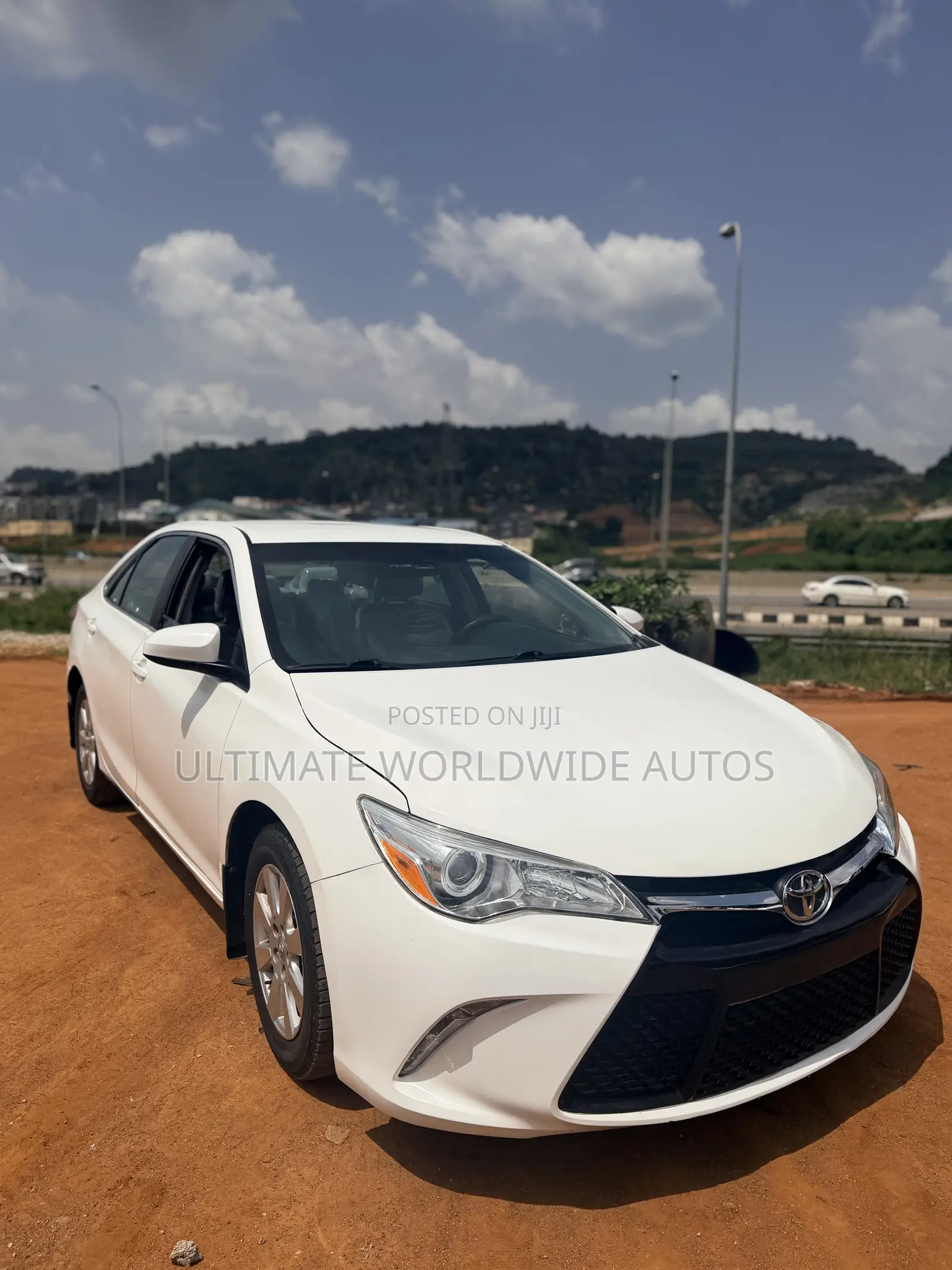 Toyota Camry 2016 White
