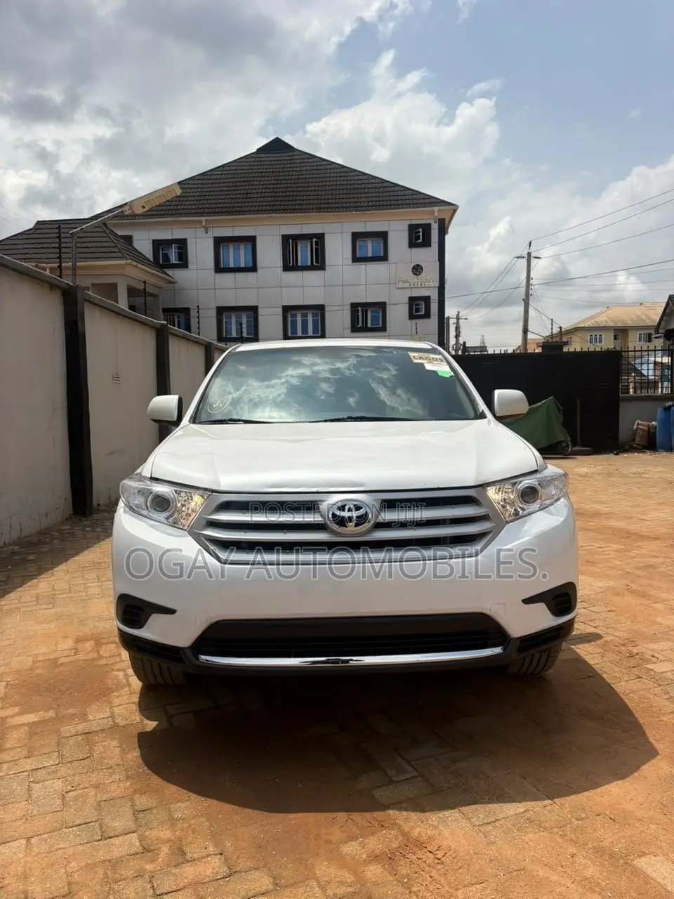 Toyota Highlander 3.5L 4WD 2013 White