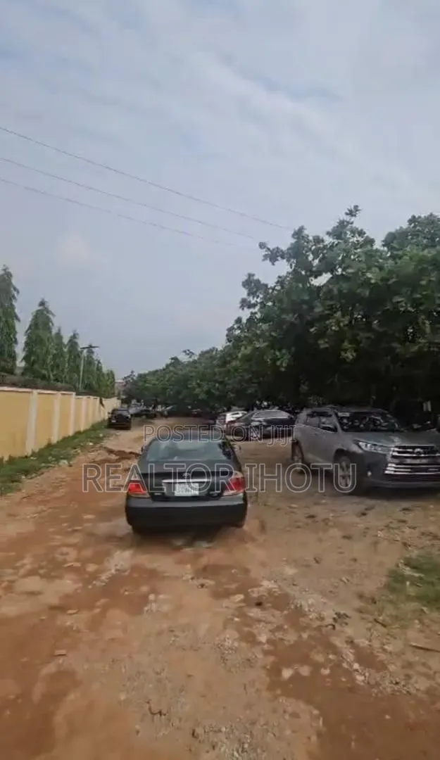 1800sqm, HOT DISTRESS SALE! Built Up! Residential, C of O