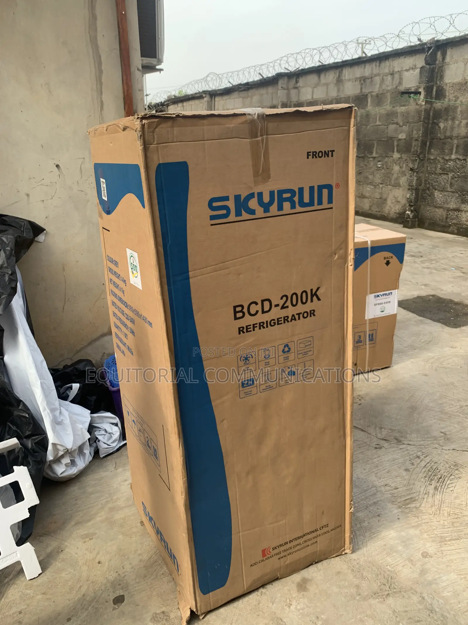 SKYRUN 200L Fridge for Easy Grocery Organization