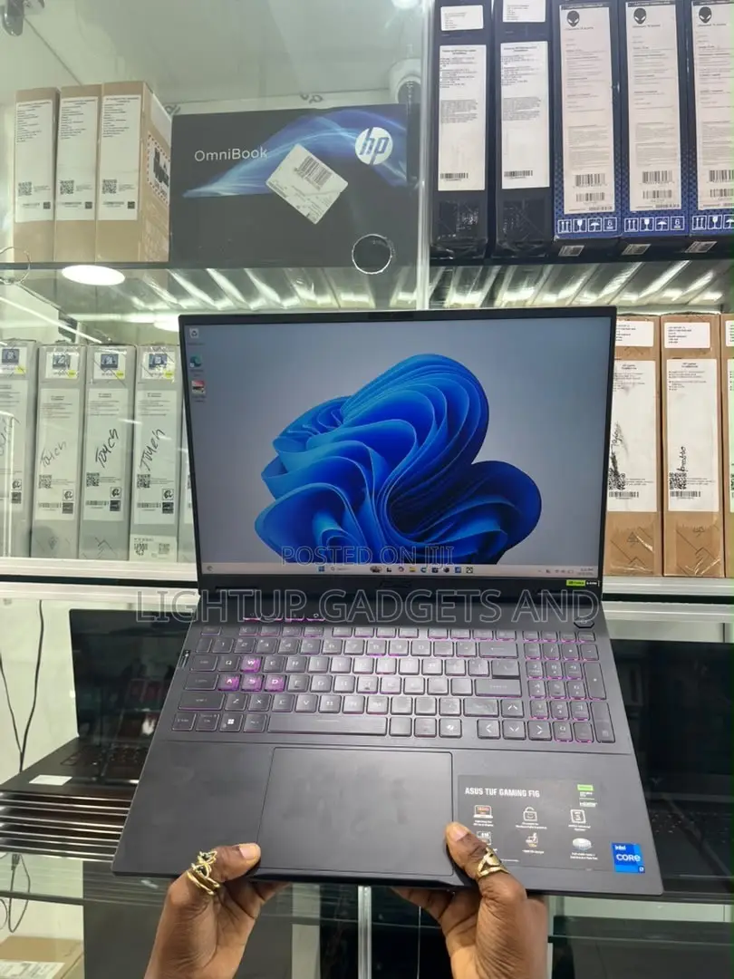 New Laptop Asus TUF Dash F15 16GB Intel Core i7 SSD 1T