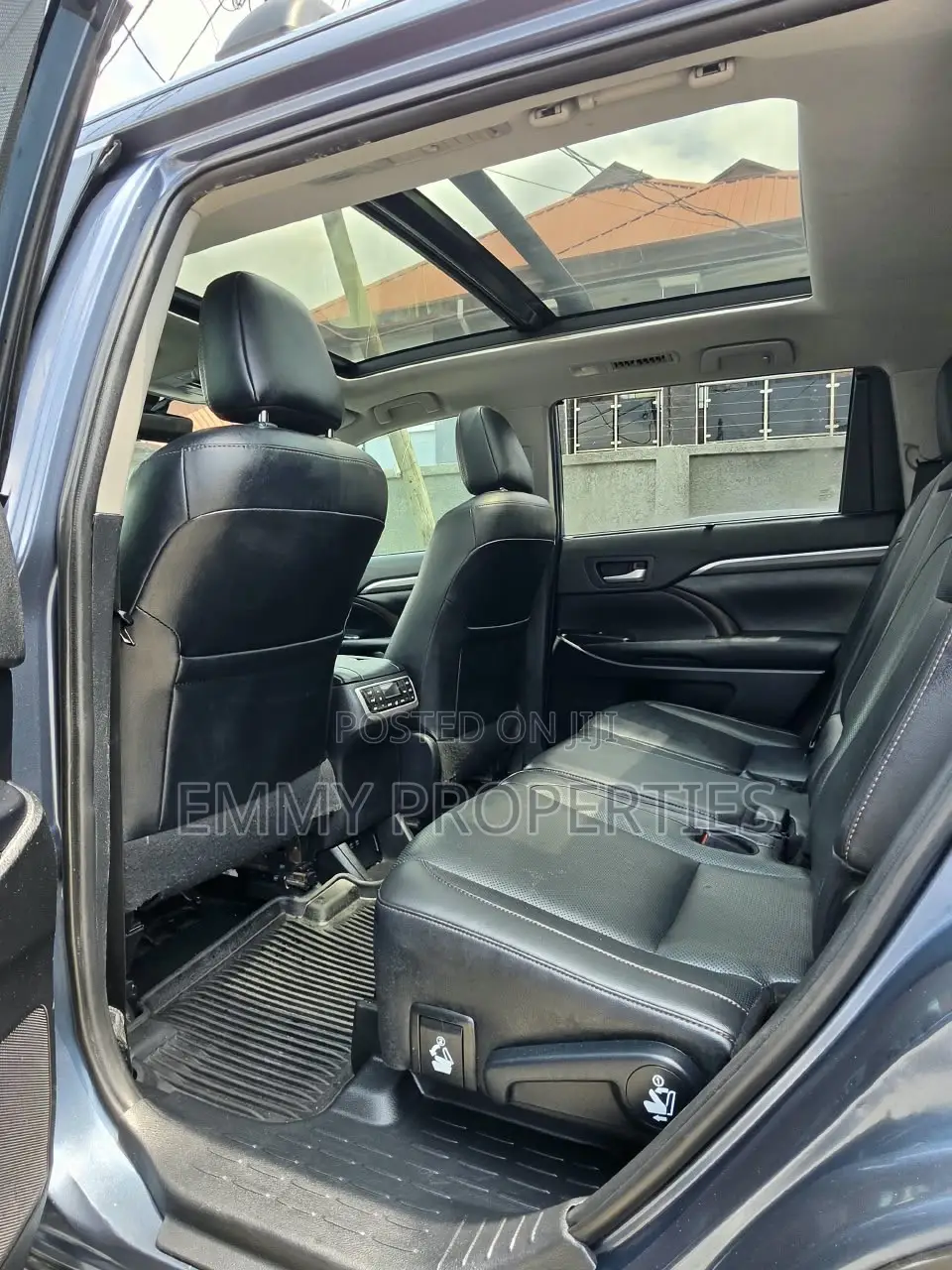 Toyota Highlander Limited Platinum 2019 Blue