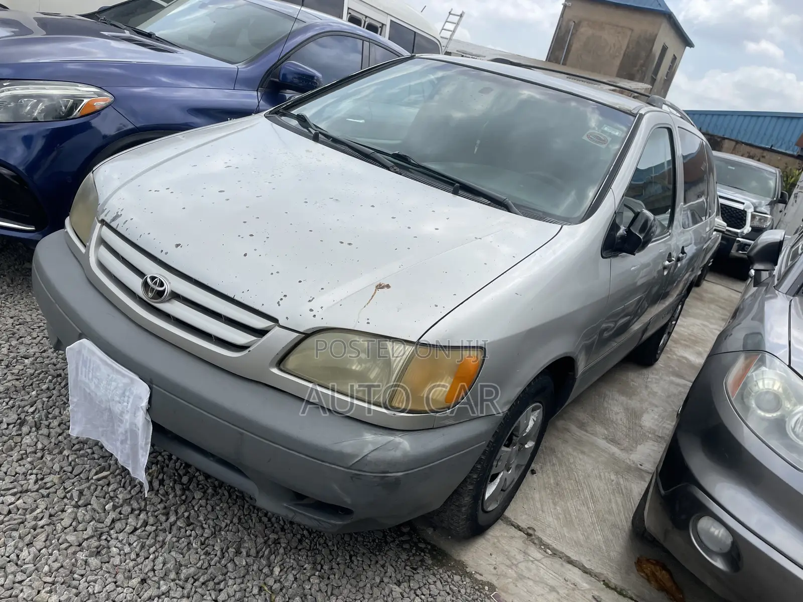 Toyota Sienna 2003 Gold