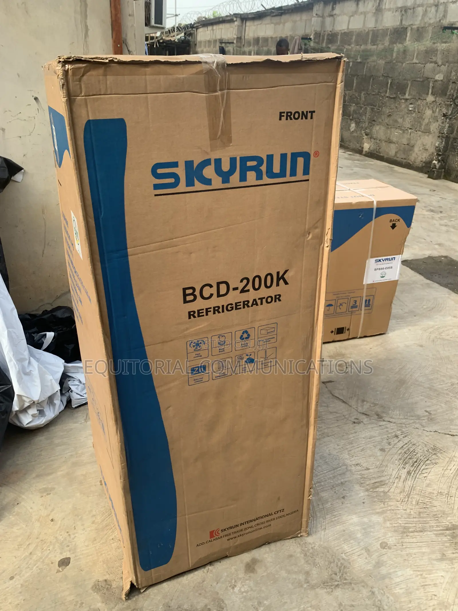 SKYRUN 200L Fridge for Easy Food Organization