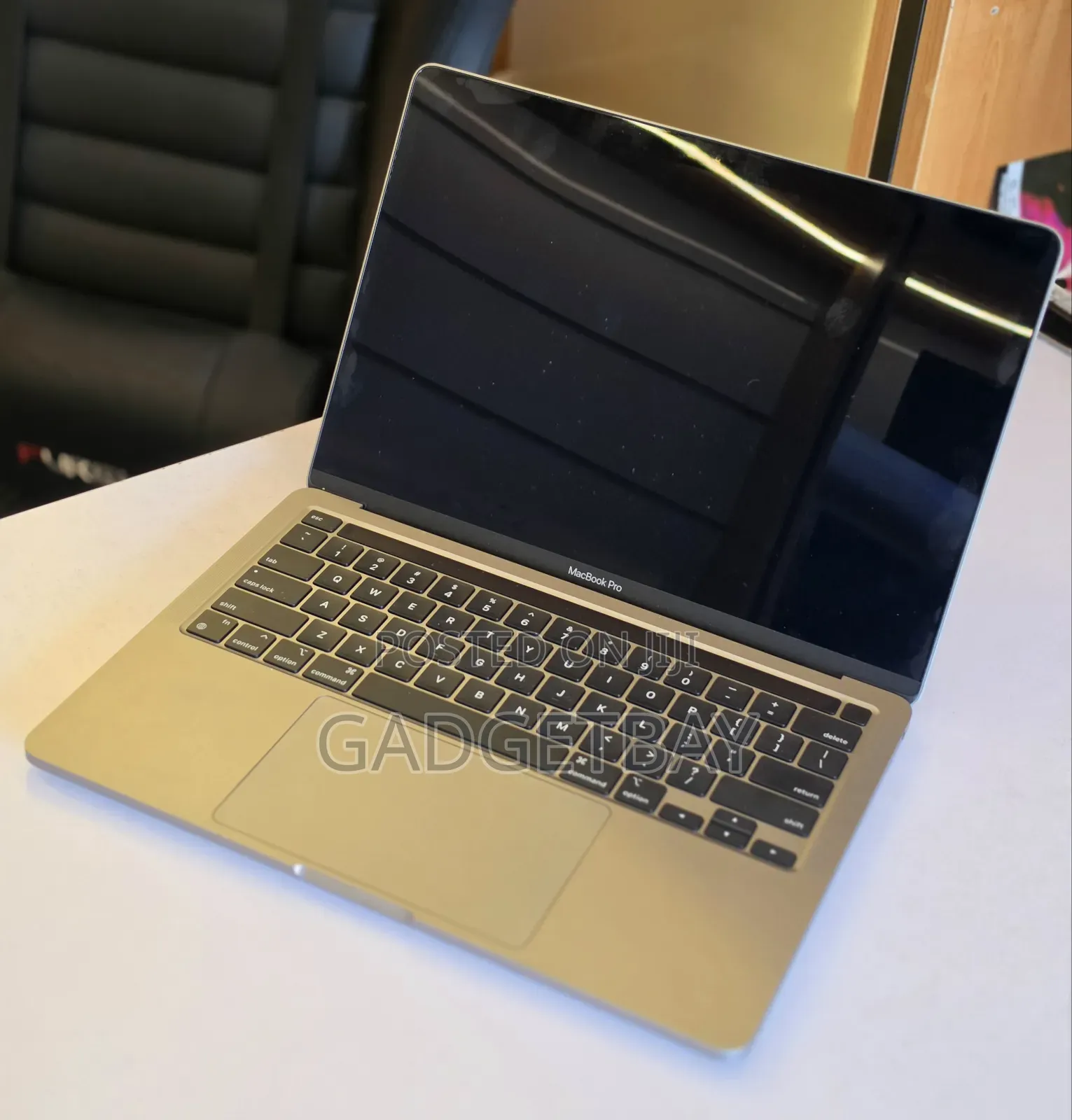 Laptop Apple MacBook Pro 2020 M1 8GB Apple M1 SSD 256GB
