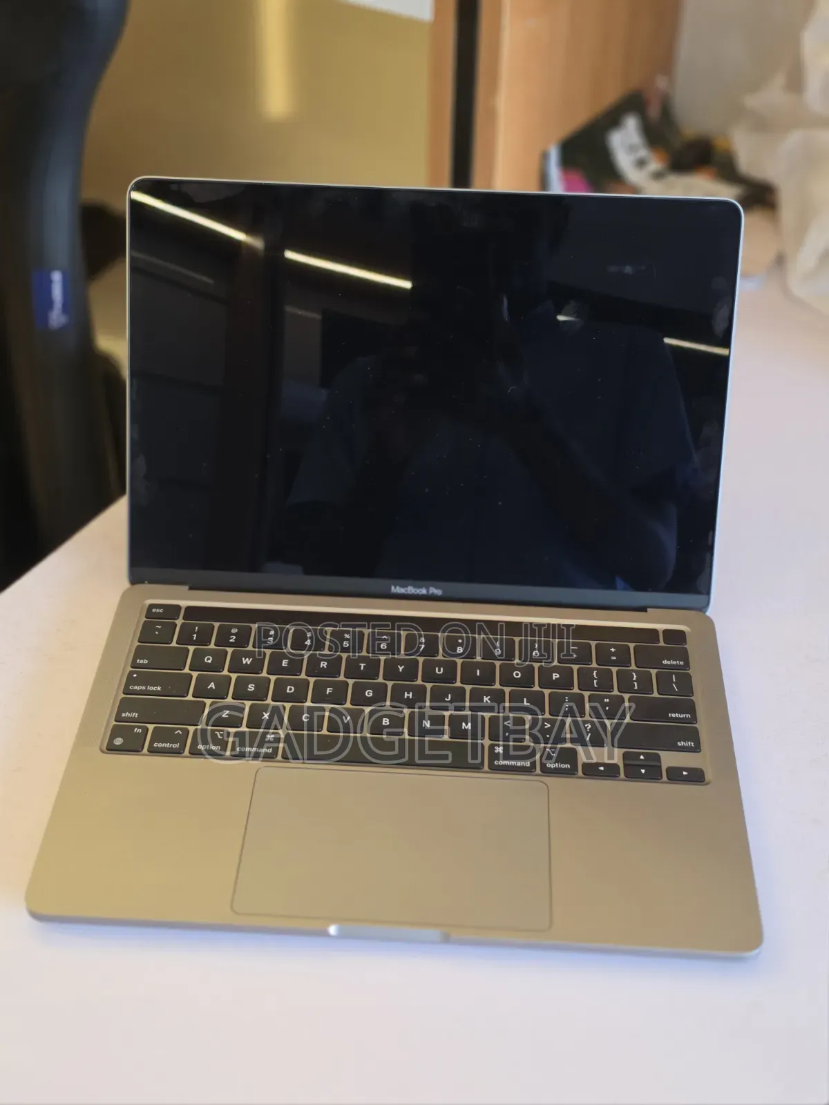 Laptop Apple MacBook Pro 2020 M1 8GB Apple M1 SSD 256GB