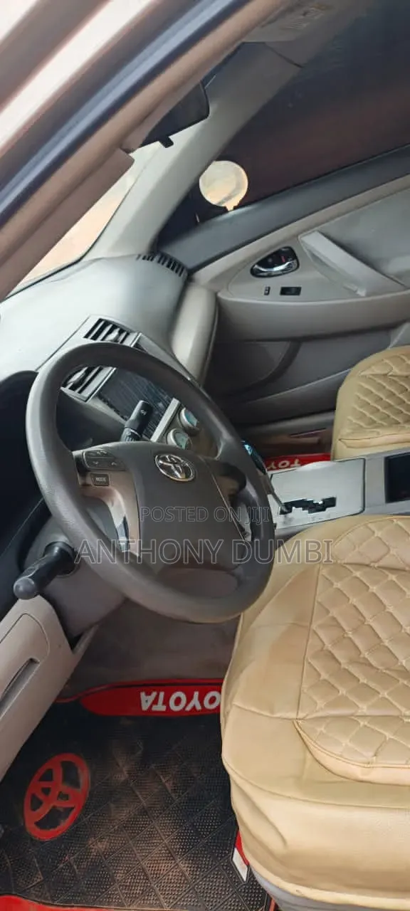 Toyota Camry 2008 Gold