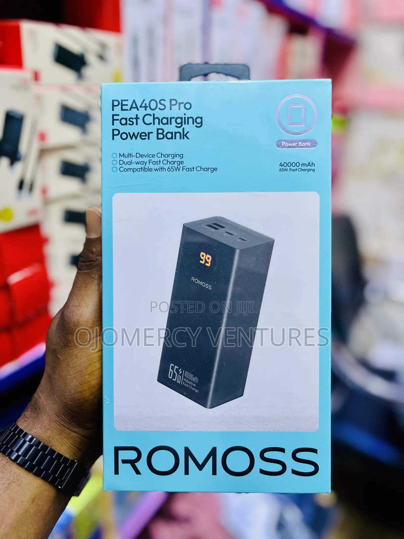 Romoss PEA40S Pro 40,000mAh 65W Fast Charging Power Bank.