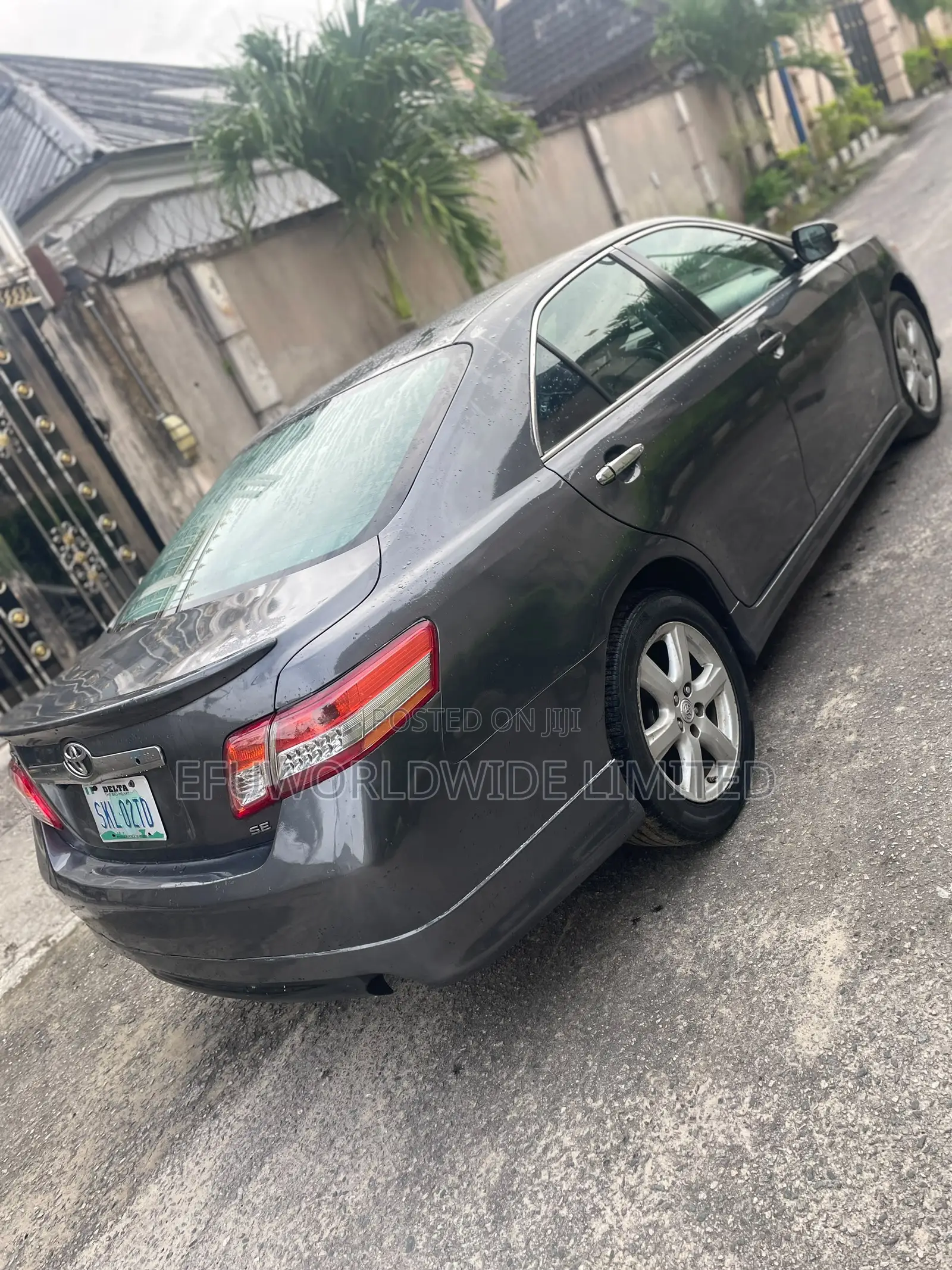 Toyota Camry SE 4dr Sedan (2.4L 4cyl 5A) 2007 Gray