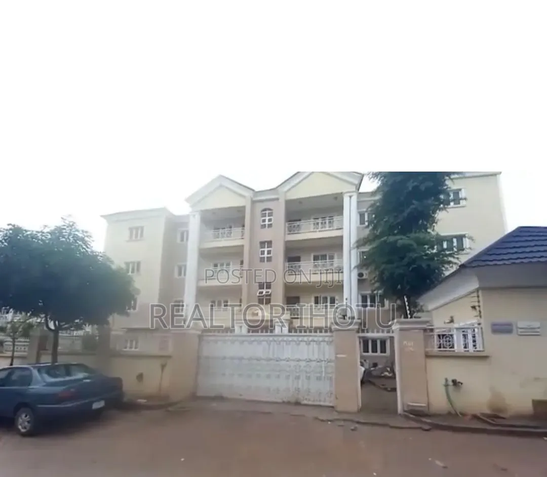 3bdrm Block of Flats in Jabi for sale