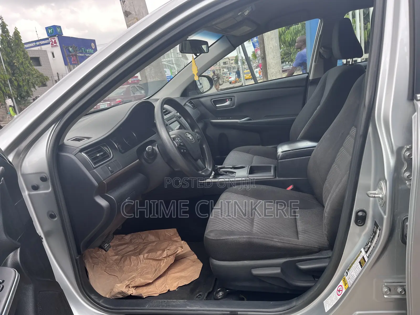 Toyota Camry LE FWD (2.5L 4cyl 8AM) 2018 Silver