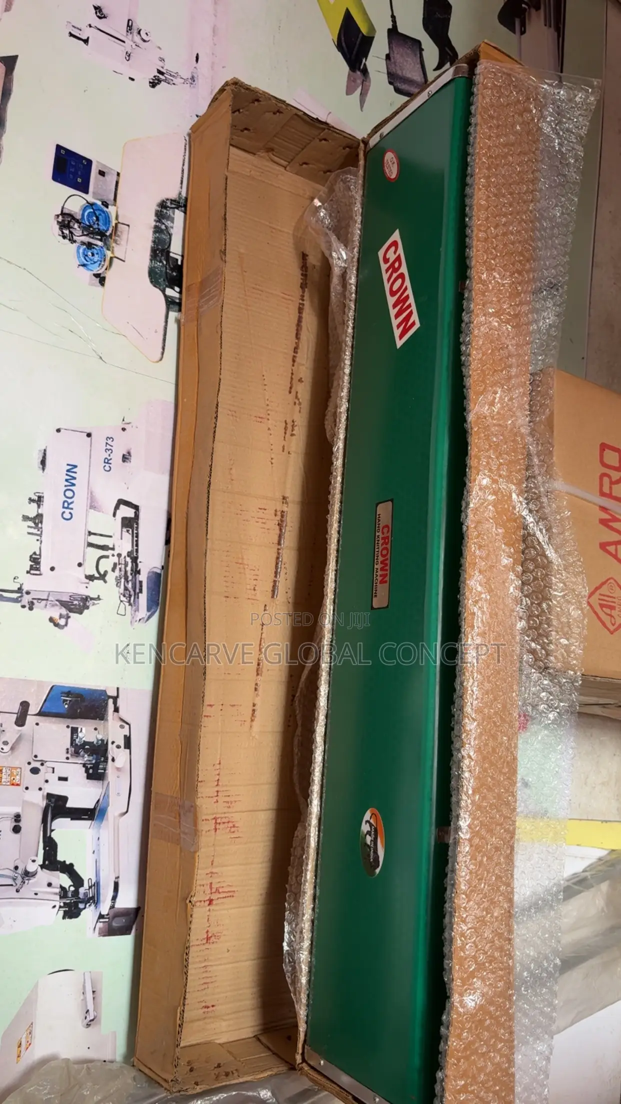 Brand New Crown Knitting Machine 