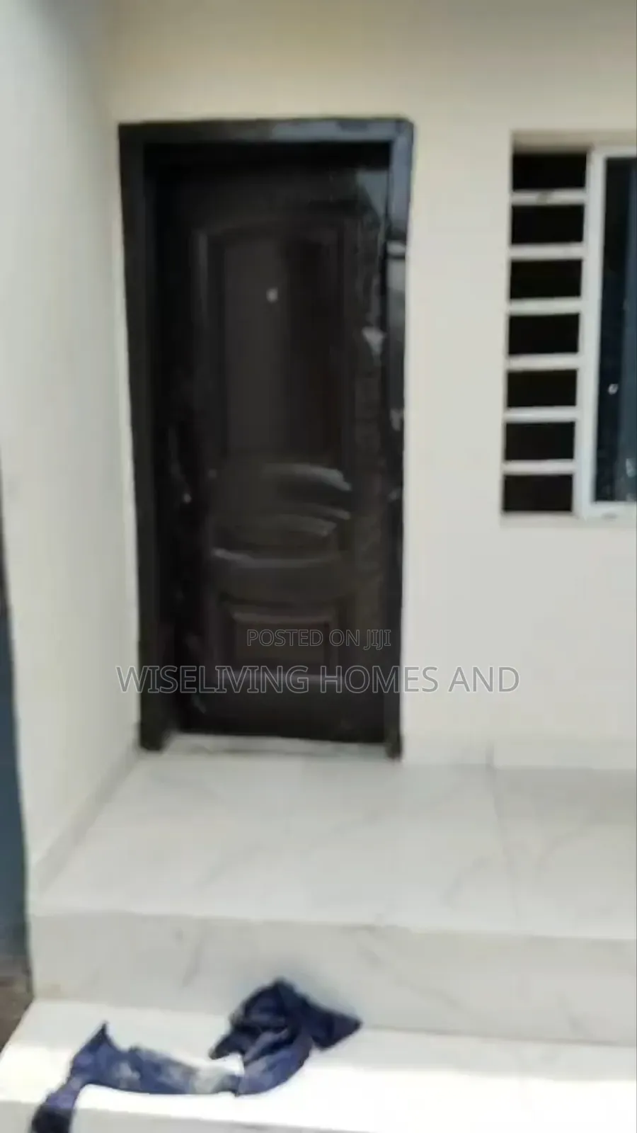 2bdrm Block of Flats in Ago Palace Way for rent