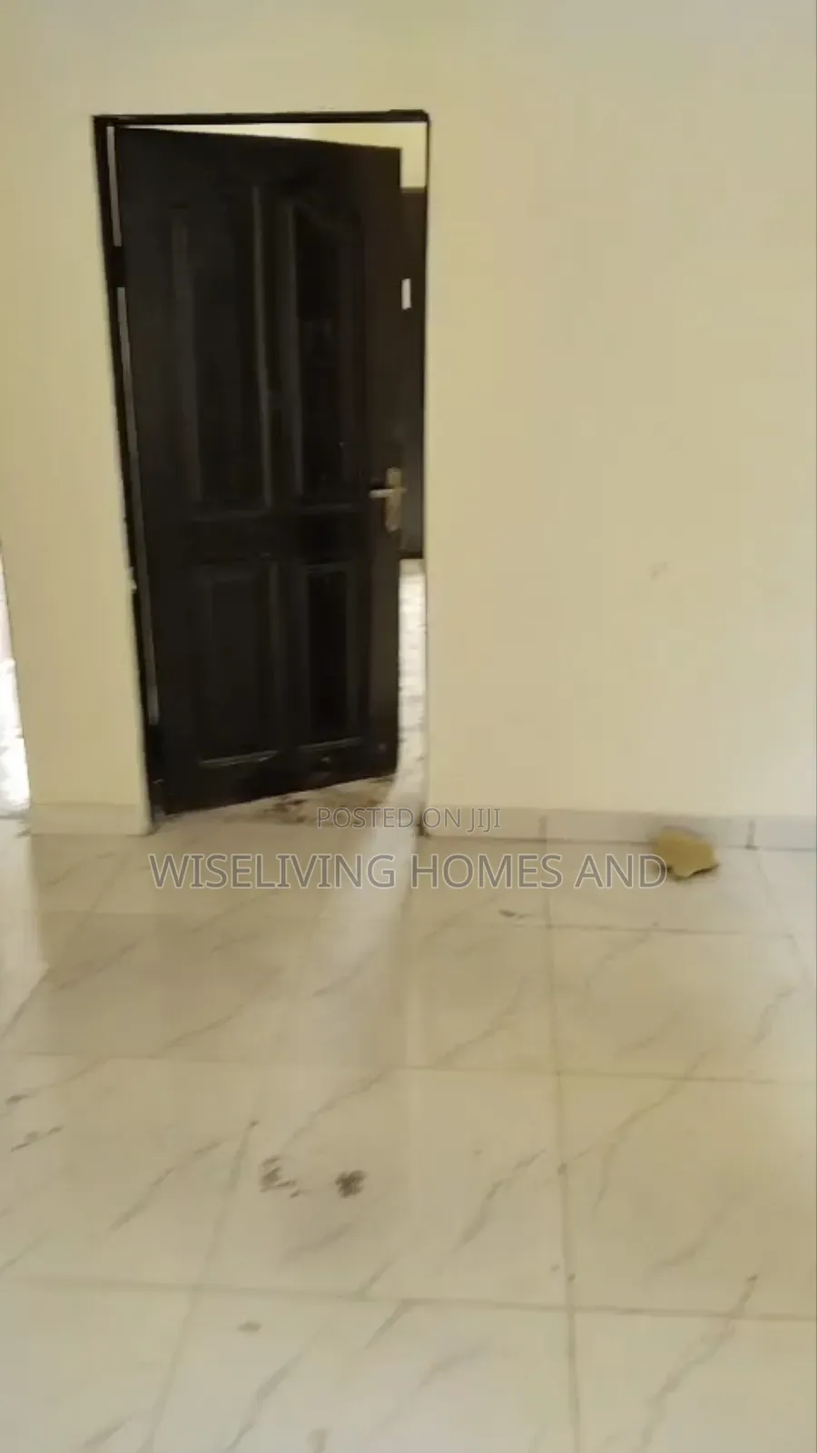 2bdrm Block of Flats in Ago Palace Way for rent