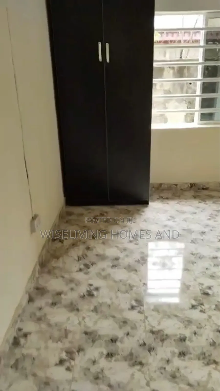 2bdrm Block of Flats in Ago Palace Way for rent
