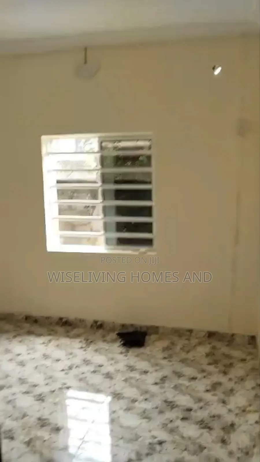 2bdrm Block of Flats in Ago Palace Way for rent