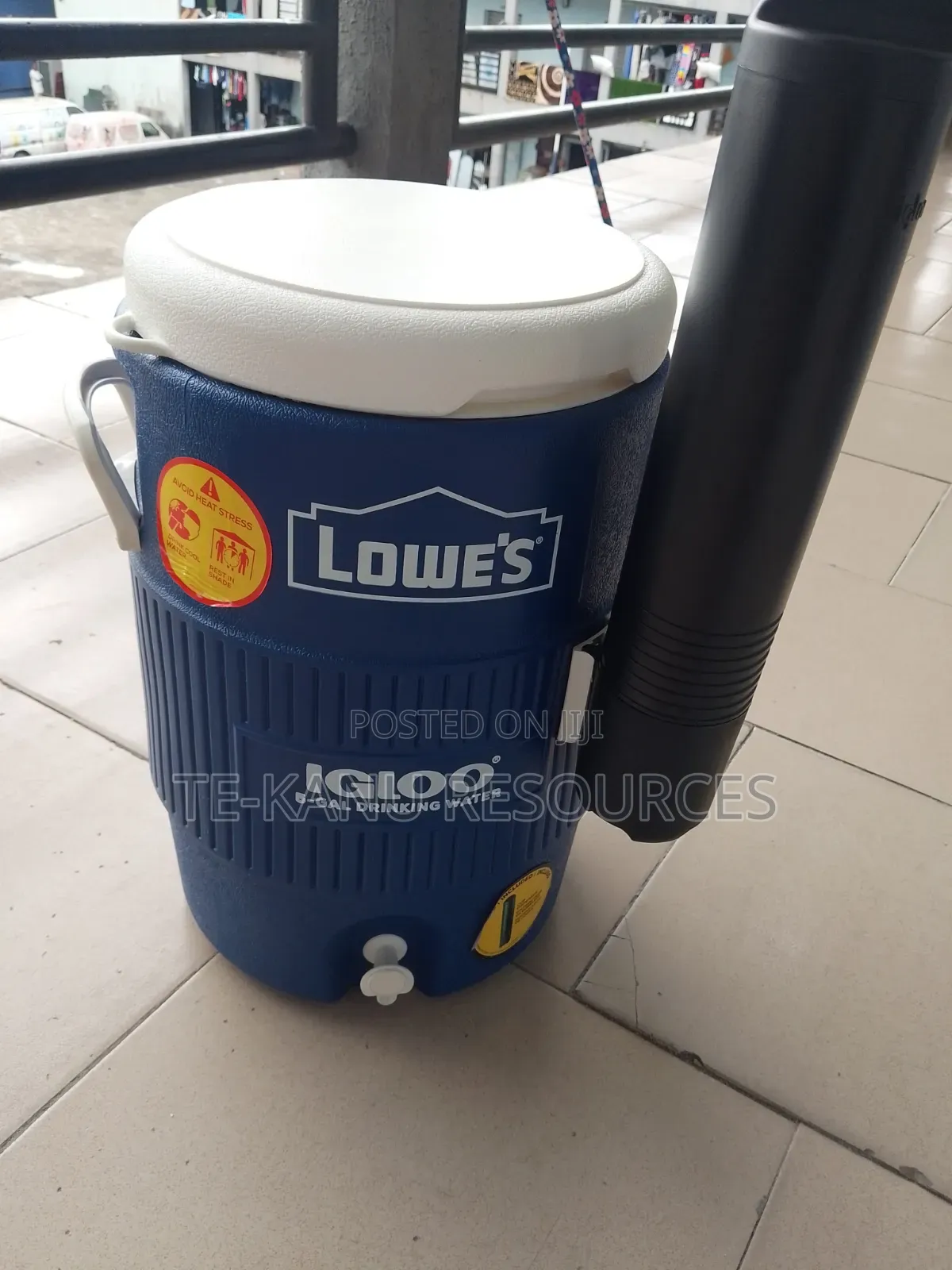 Lowe's 5-Gallon Blue Insulated Beverage Cooler