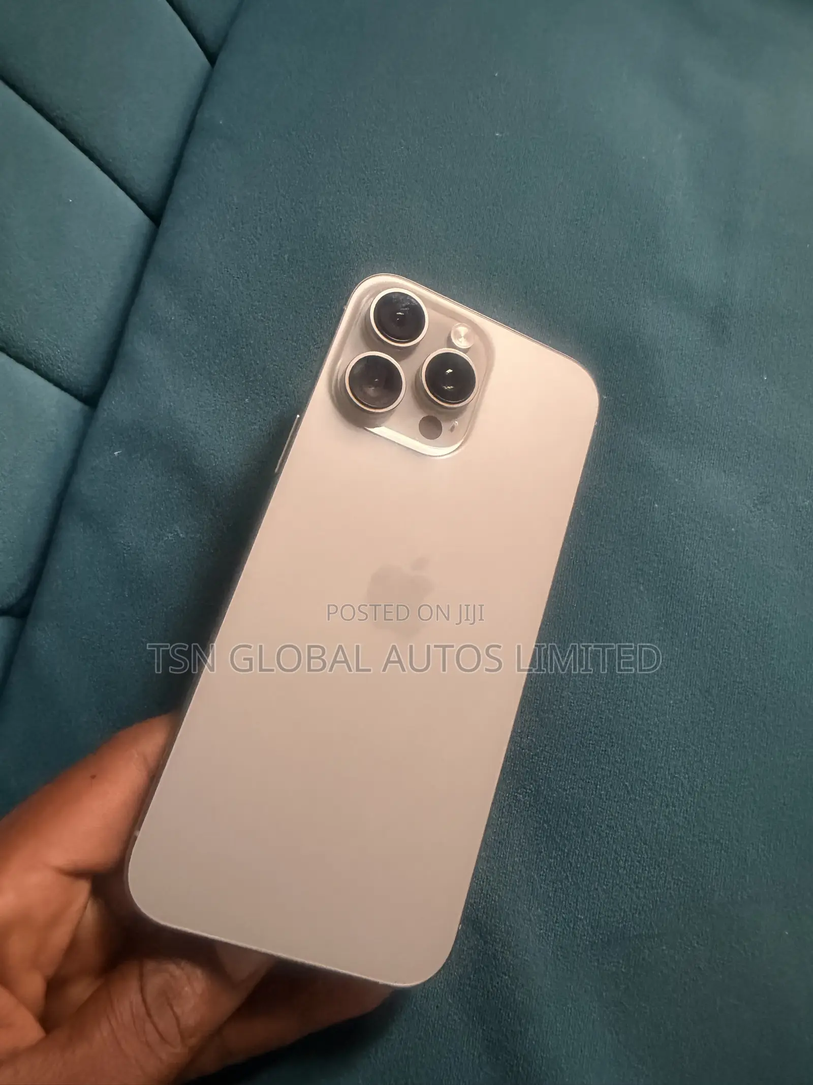 Apple iPhone 16 Pro Max 1 TB Silver