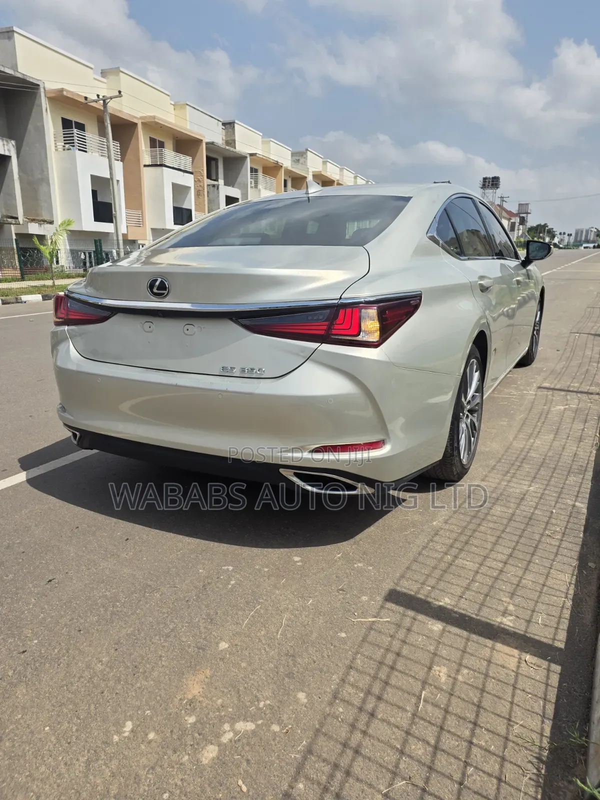Lexus ES 2020 Gold