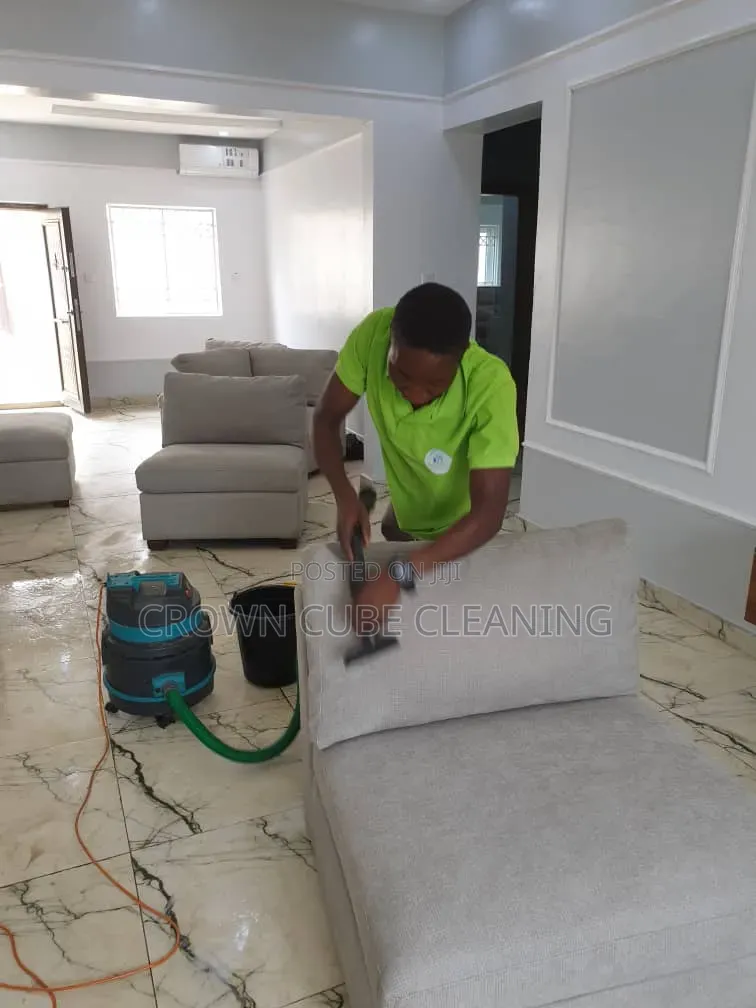 Couch Cleaning / Rug and Sofa Cleaning Services