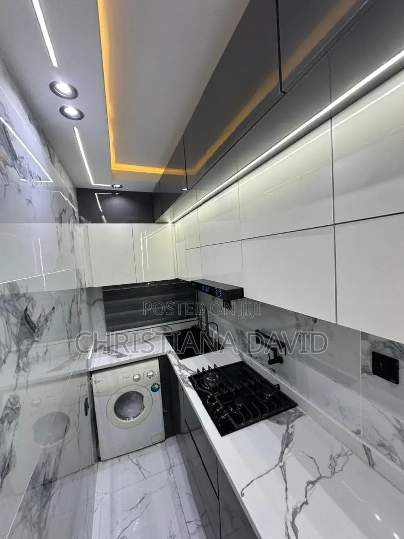 Luxe 1 Bedroom Apartment