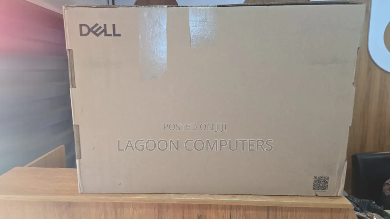 New Dell Inspiron 27 All-in-One 16GB Intel Core i5 SSD 512GB