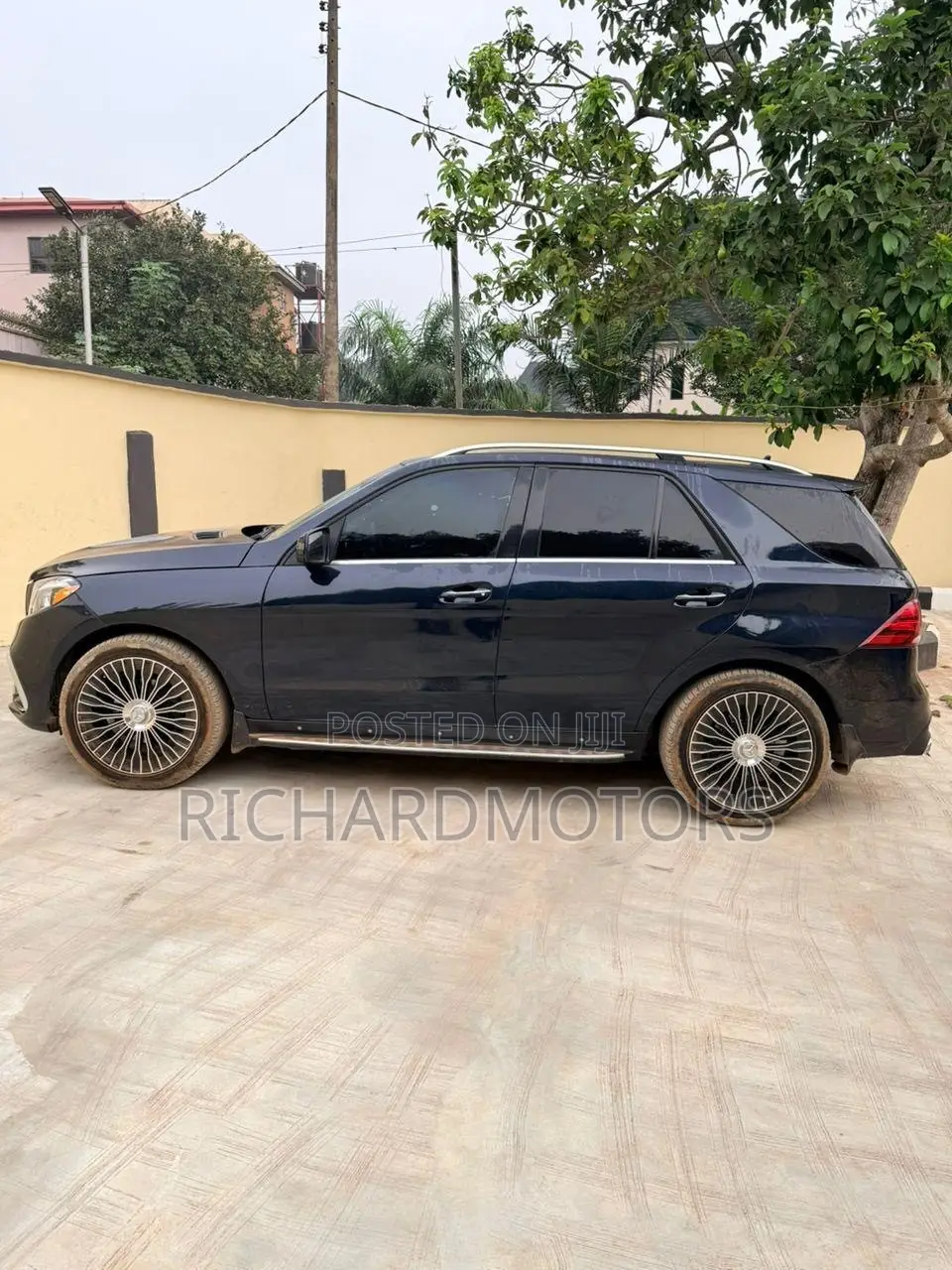 Mercedes-Benz GLE-Class GLE 350d 4MATIC 2017 Blue