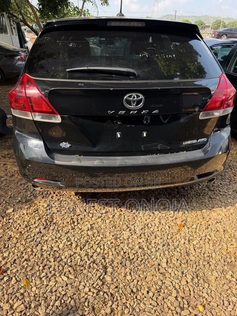 Toyota Venza Limited 2015 Black