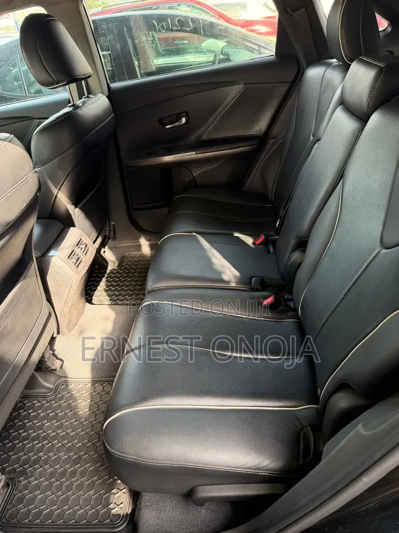 Toyota Venza Limited 2015 Black