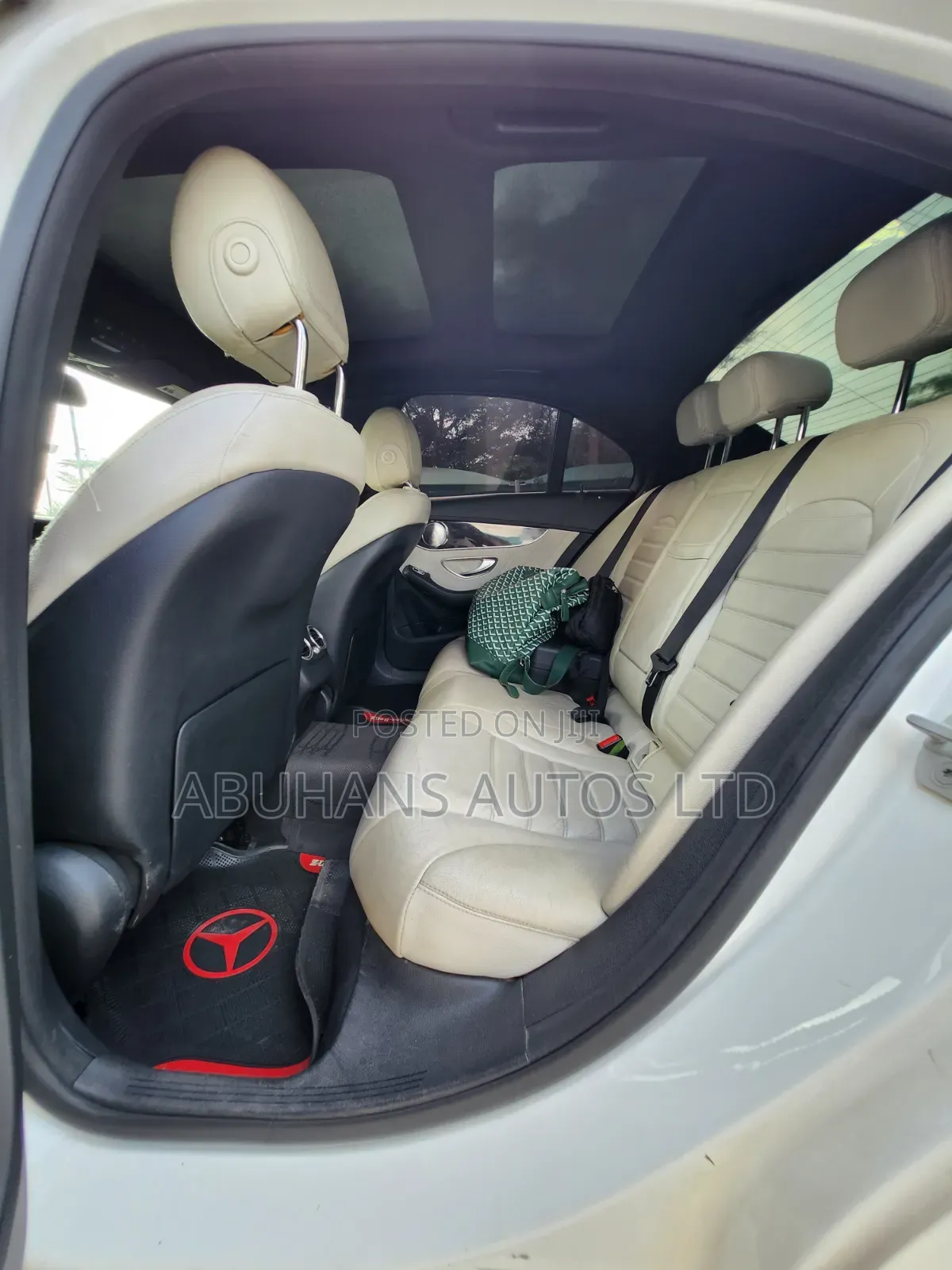 Mercedes-Benz C400 4Matic AWD Sedan (3.0L V6 7A) 2015 White