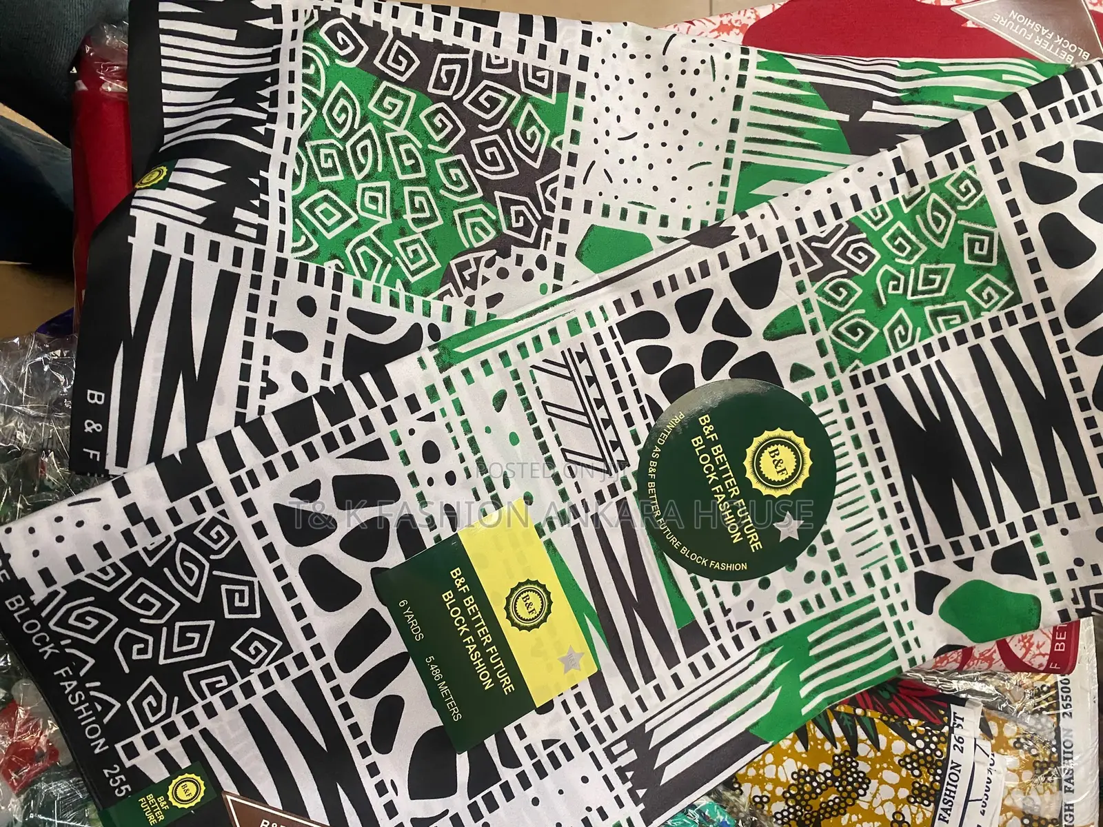 B&F Better Future Block Fashion Ankara, 6 Yards (Black, White & Green)